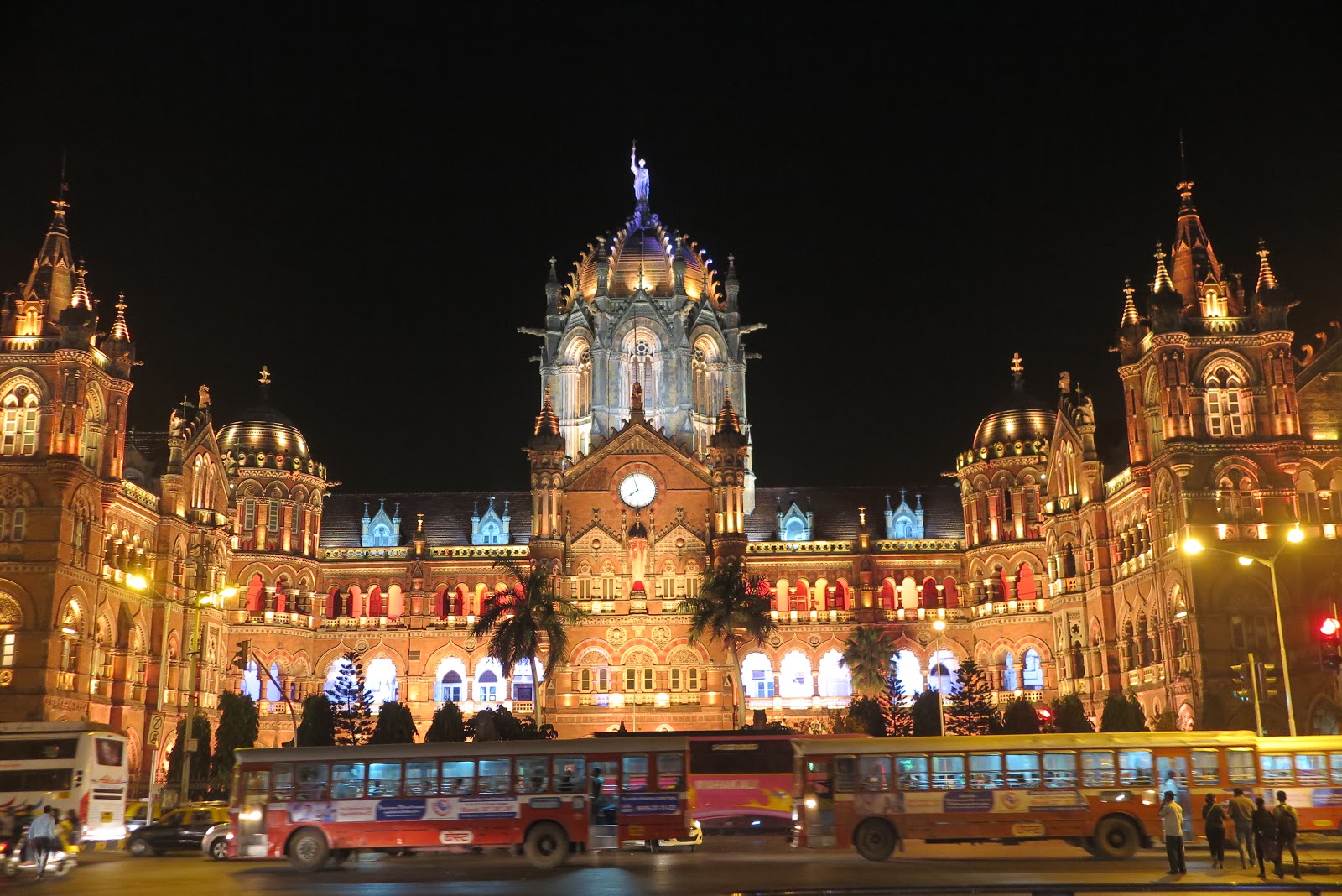 賈特拉帕蒂·希瓦吉終點站（Chhatrapati Shivaji Terminus/CST/Victoria Terminus)